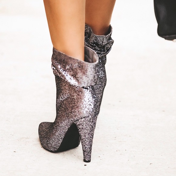 NIB Disco Sparkle Glitter Scrunch Heel Bootie - Picture 6 of 8